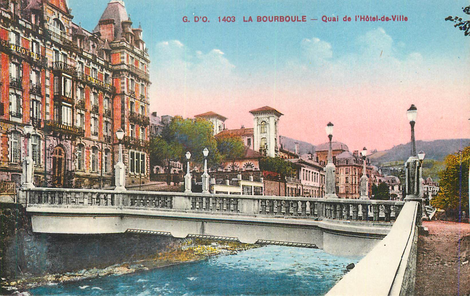 CPA La Bourboule Quai de l'Hotel de Ville