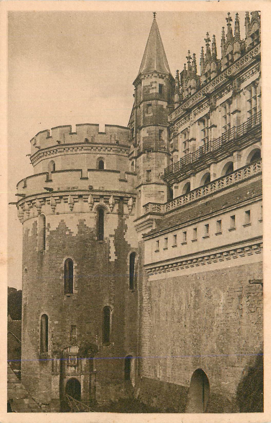 CPA Chateau d'Amboise La Tour Charles VIII et Balcon de Fer Forge