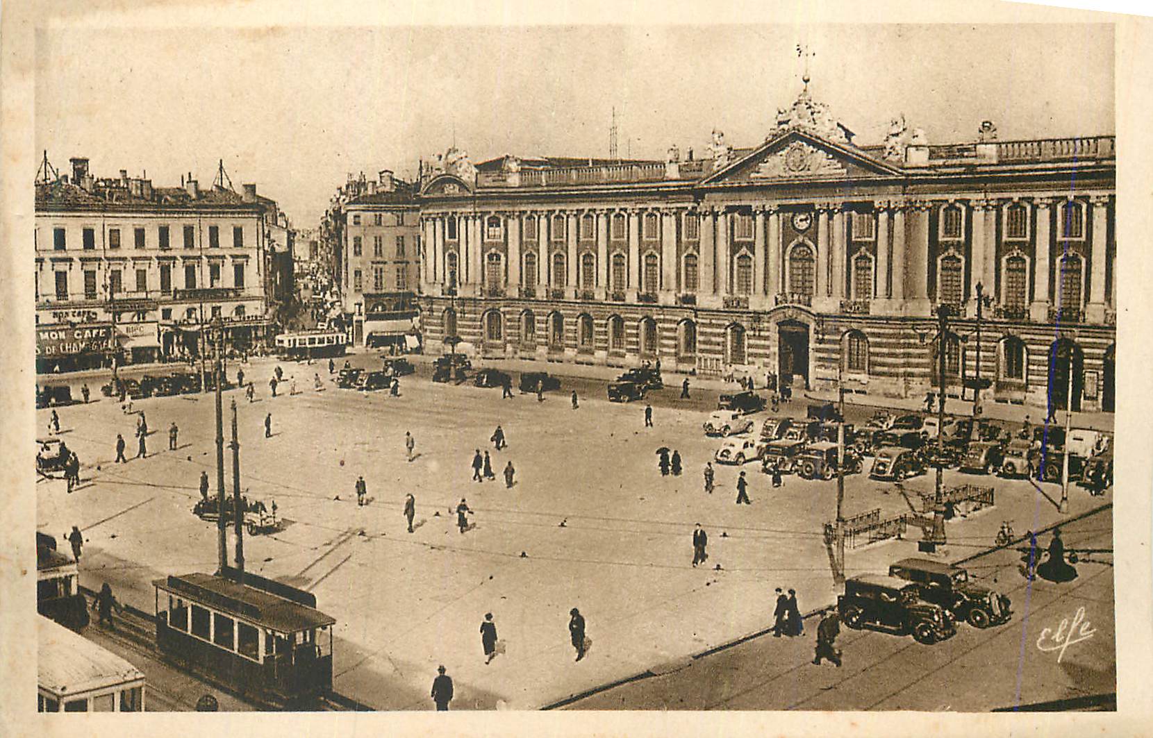 CPA Pyrenees Ocean Toulouse Place du Capitole