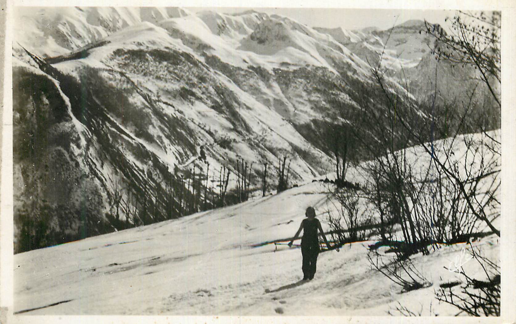 Ski dans les Pyrénées-Orientales — Col de Peyresourde (1545 m) — Éditions Arboche