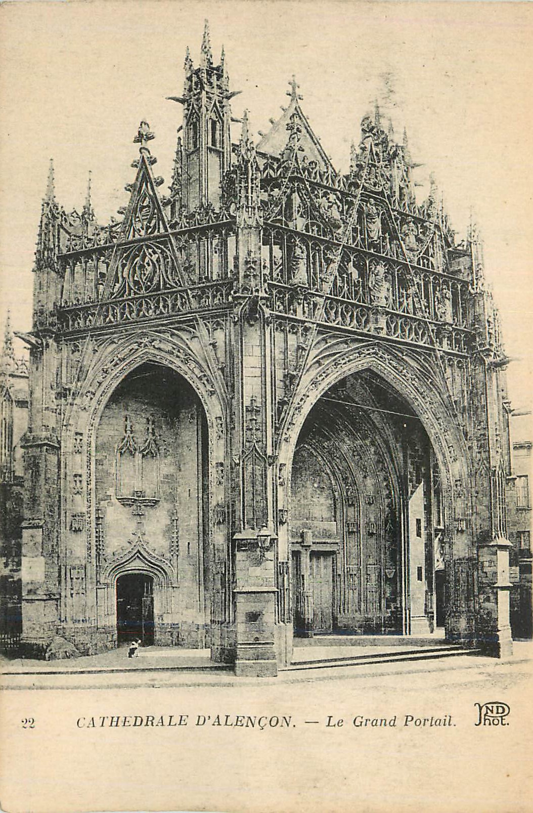 CPA Cathedrale d'Alencon Le Grand Portail