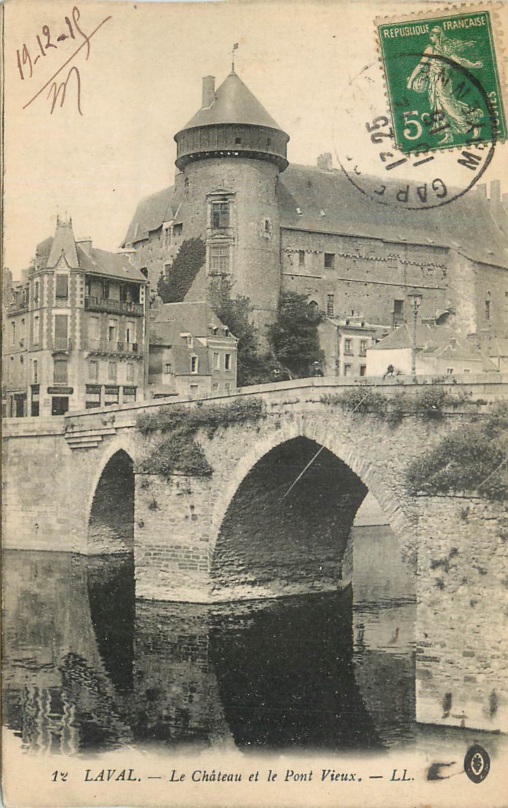 La Vallée — The Castle and the Old Bridge — LL.