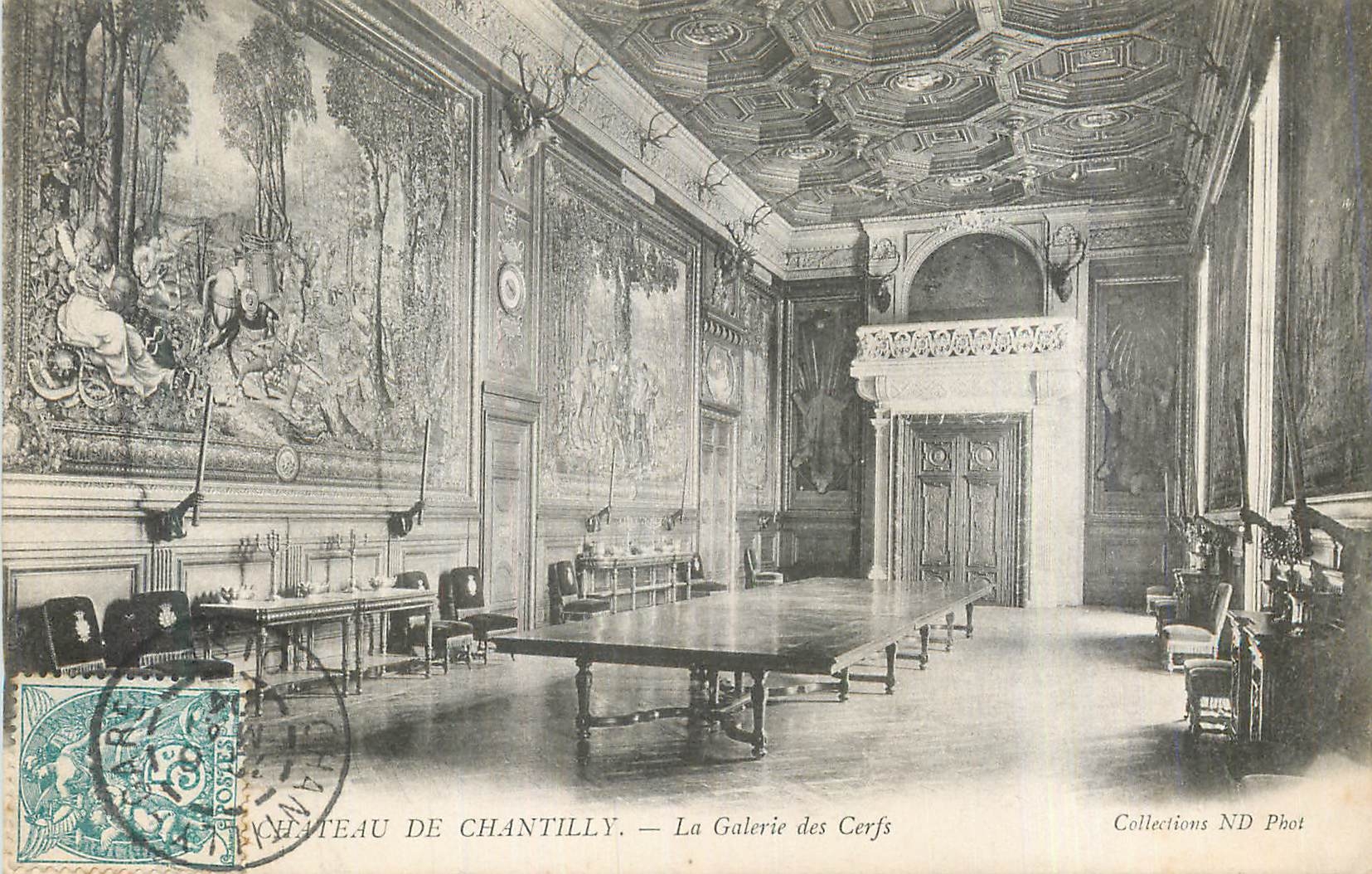 Château de Chantilly — La Galerie des Cerfs — Collections ND Phot