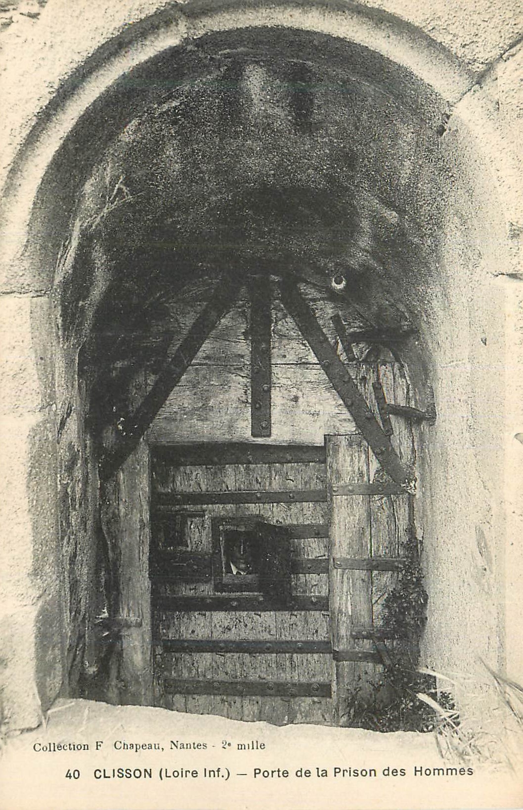 CPA Clisson (Loire Inf) Porte de la Prison des Hommes