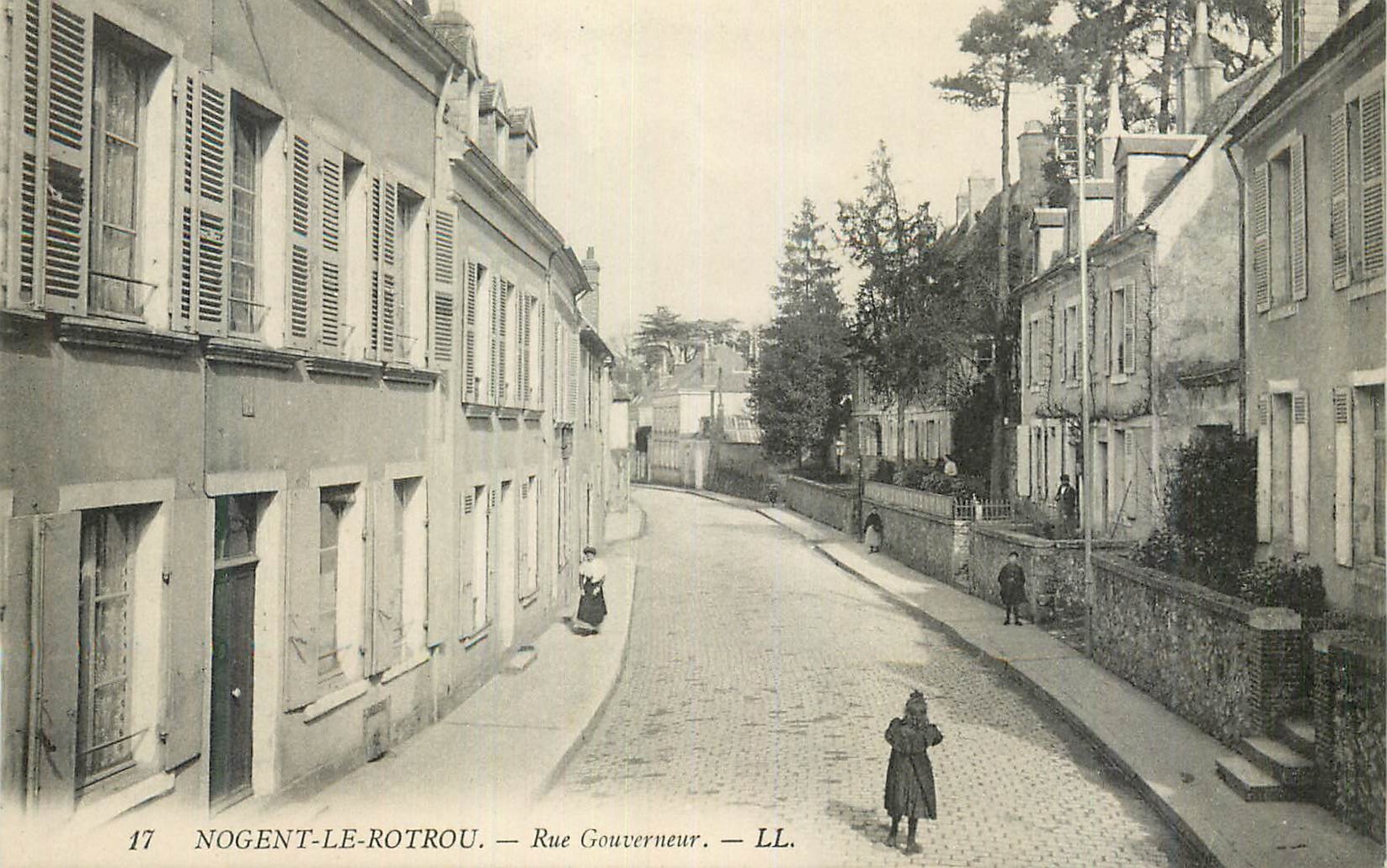 Nogent-le-Rotrou — Rue Gouverneur — LL, n°17