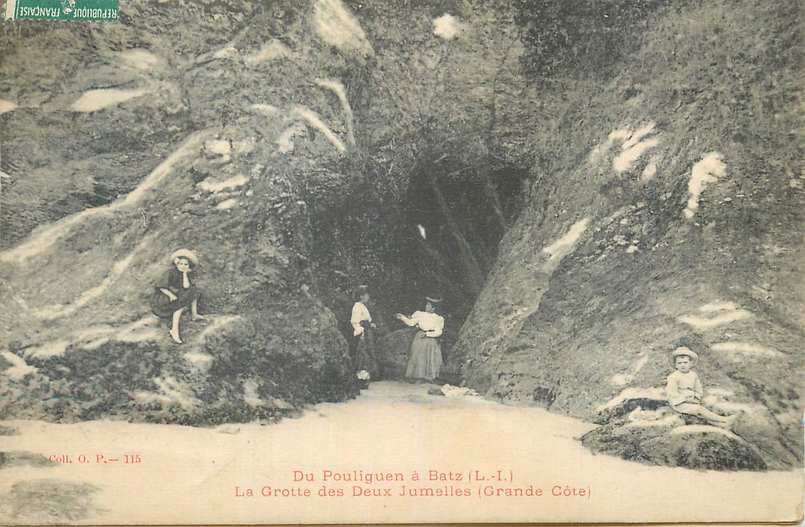 CPA Du Pouliguen a Batz (L I) La Grotte des Deux Jumelles (Grande Cote)