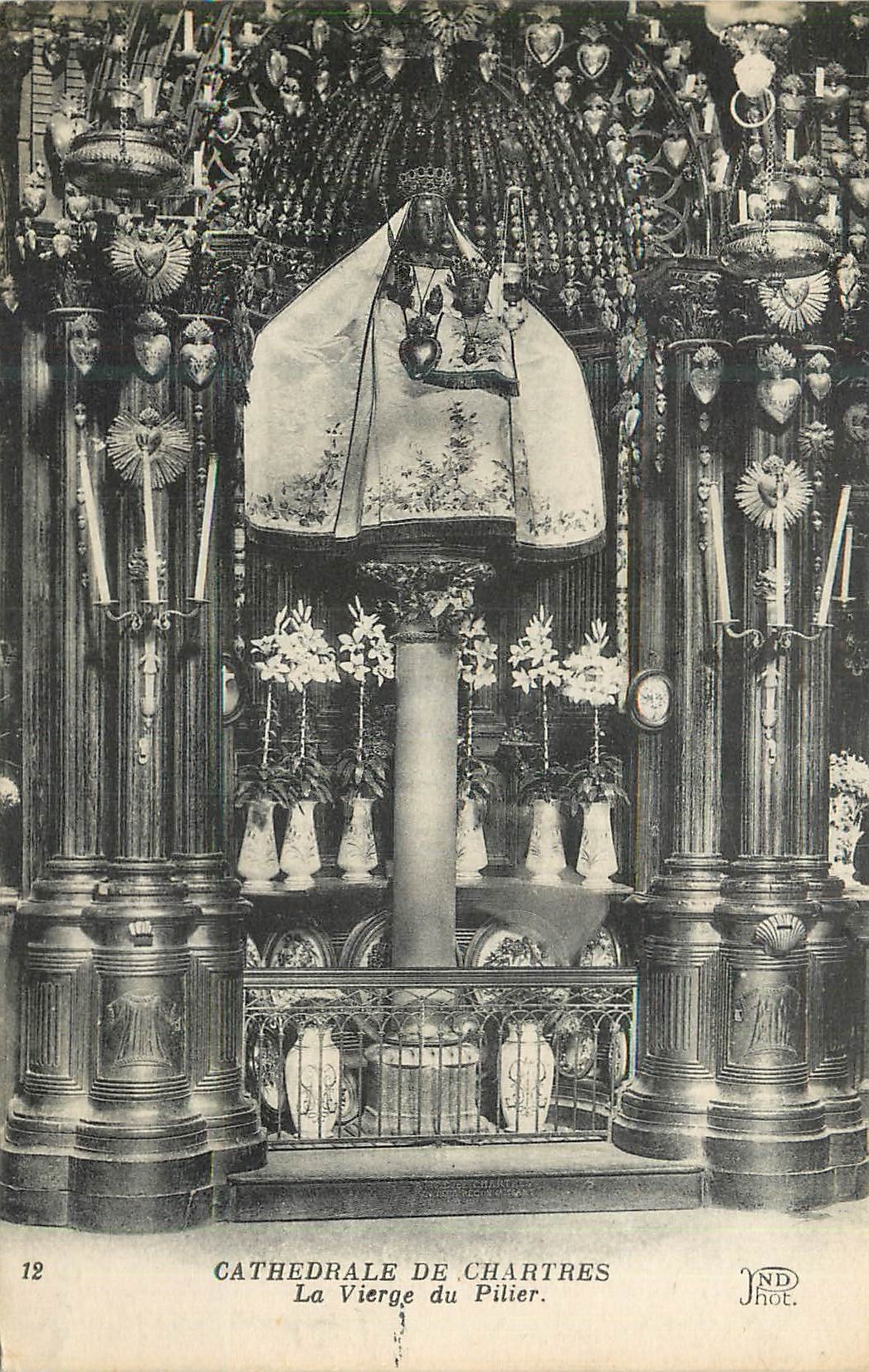 CPA Cathedrale de Chartres La Vierge du Pilier