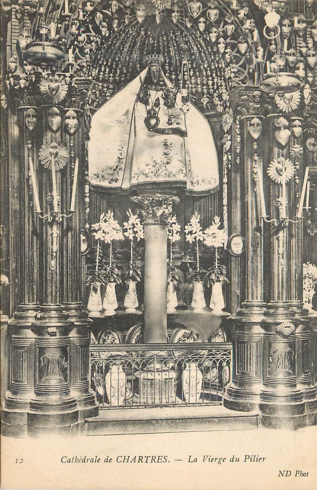 CPA Cathedrale de Chartres La Vierge du Pilier