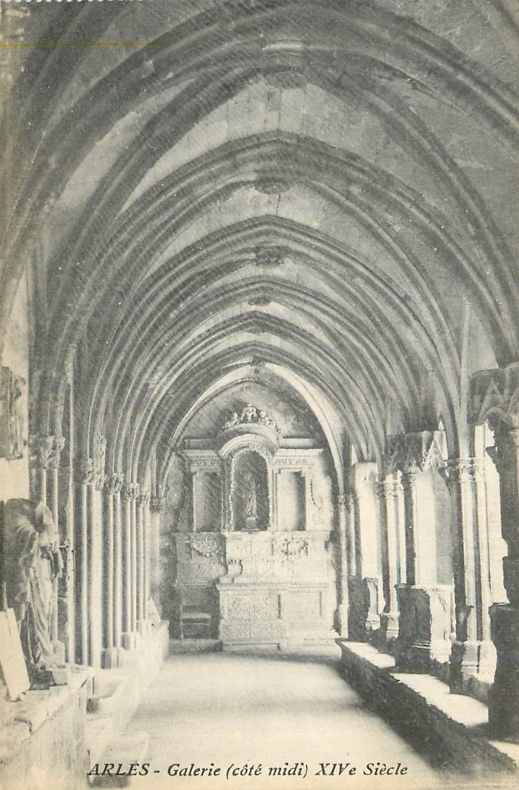 Arles - Gallery (south side) 14th Century