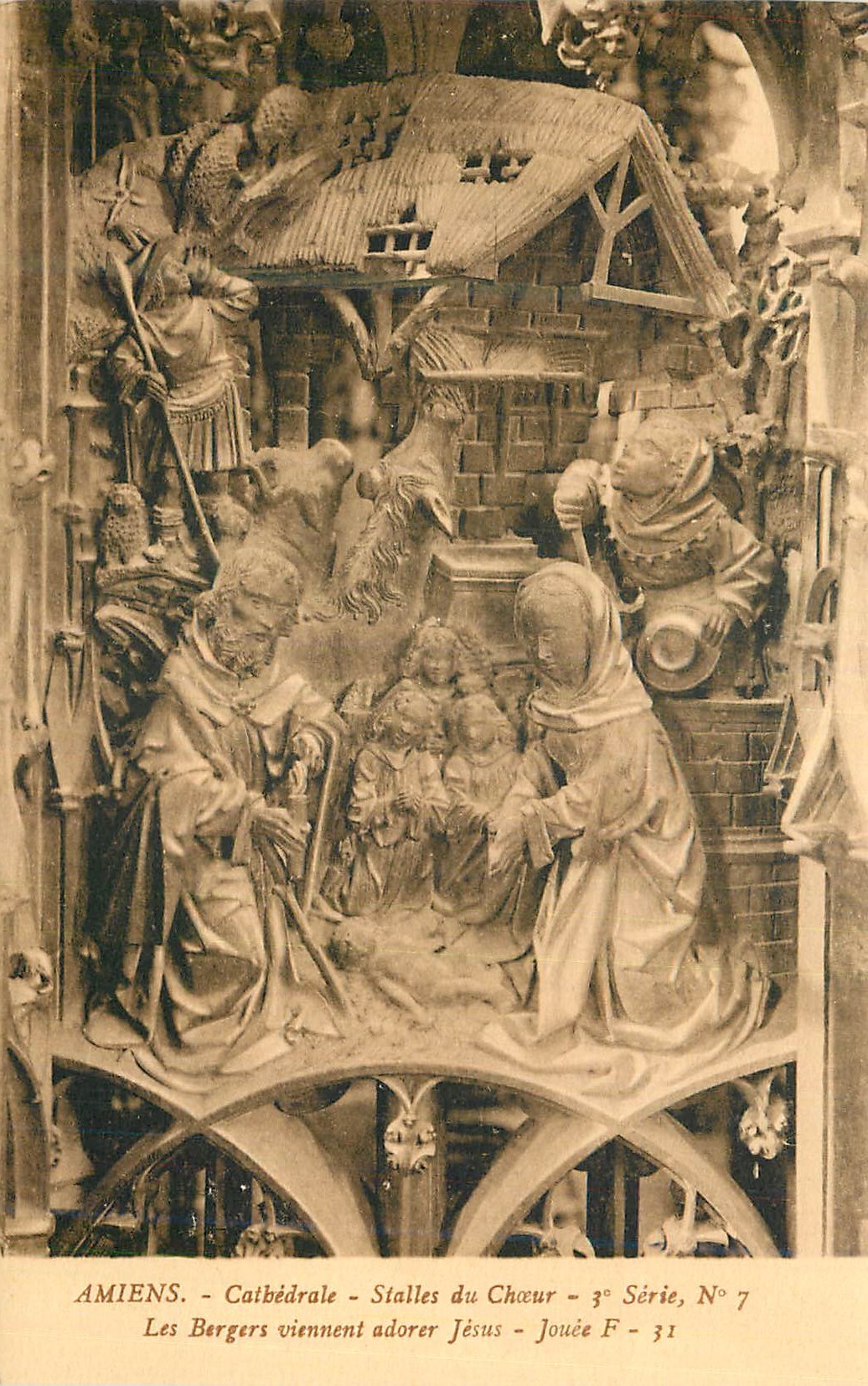 CPA Amiens Cathedrale Stalles du Choeur les Bergers viennent adorer Jesus
