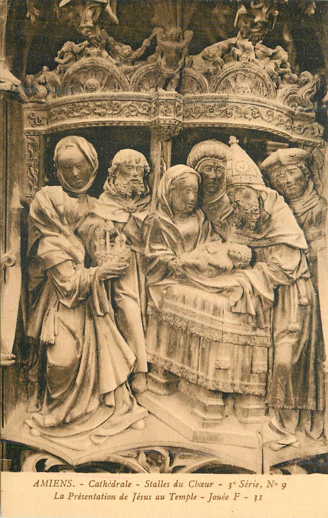 CPA Amiens Cathedrale Stalles du Choeur la Presentation de Jesus au Temple