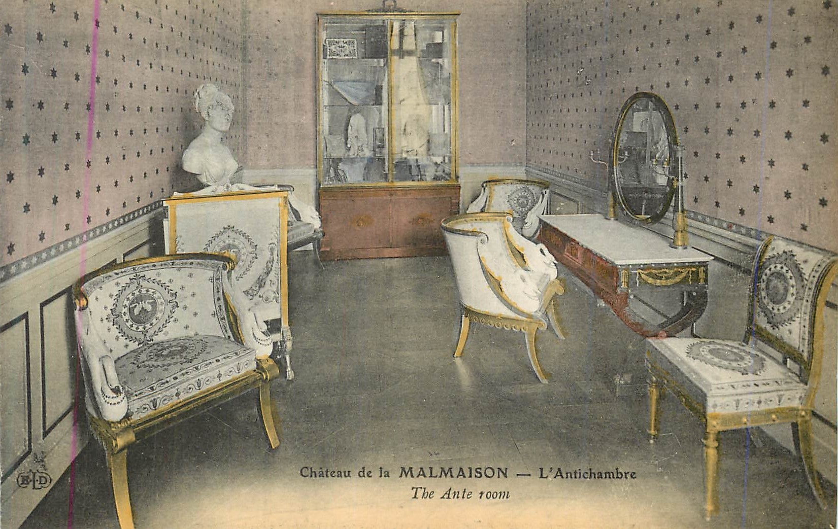 CPA Chateau de la Malmaison l'Antichambre