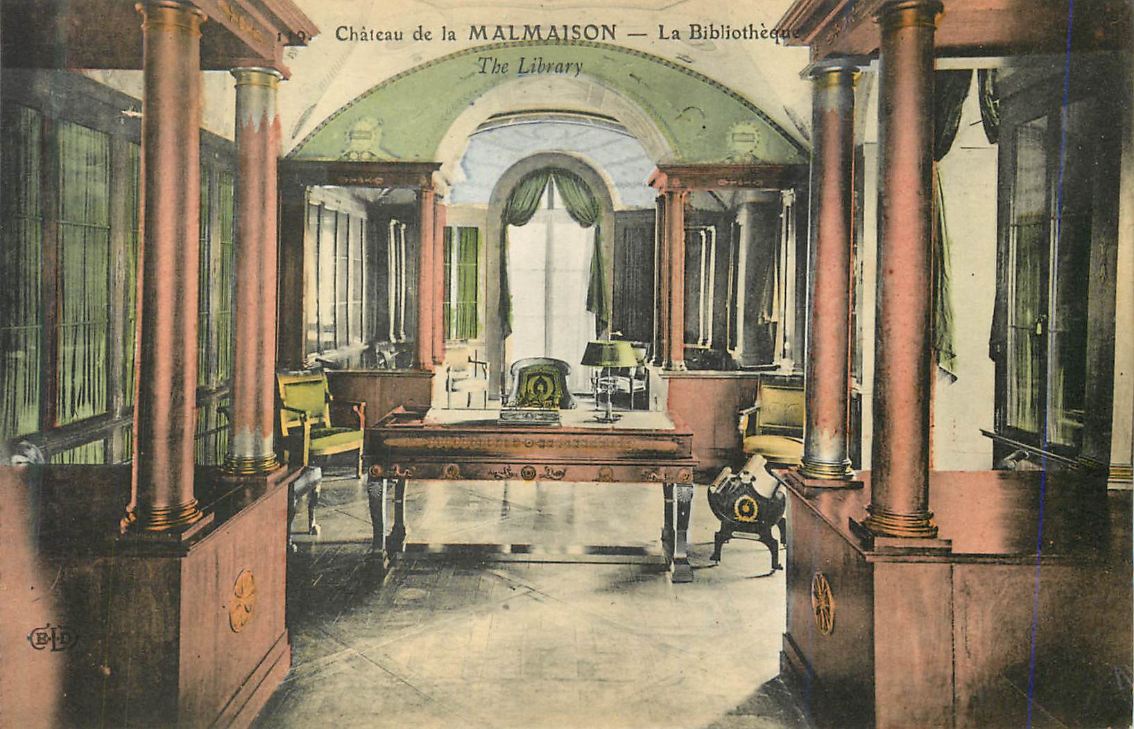 CPA Chateau de la Malmaison la Bibliotheque