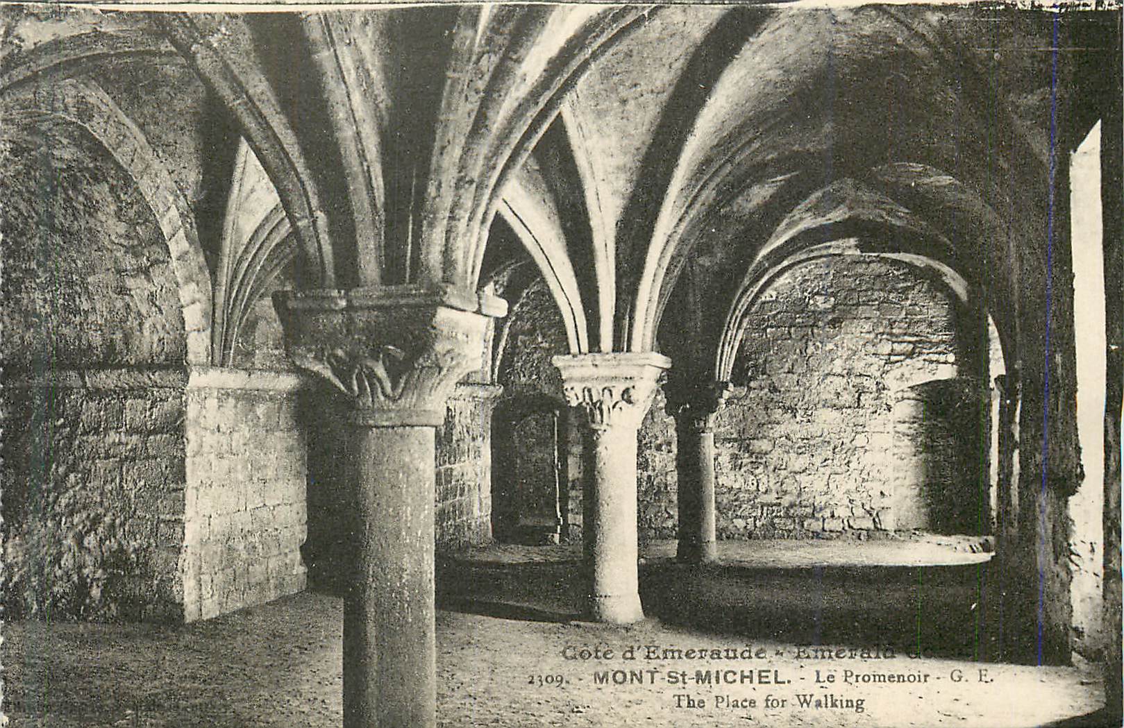 CPA Mont Saint Michel Cote d'Emeraude le Promenoir