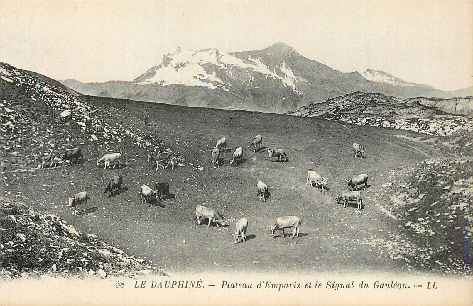 CPA le Dauphine Plateau d'Emparis et le Signal du Gauleon