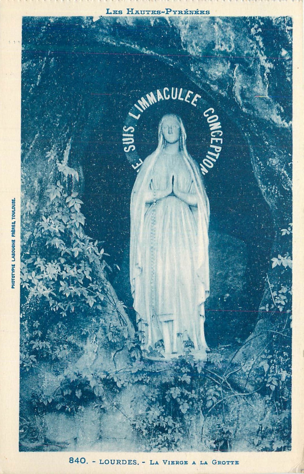 CPA Lourdes la Vierge a la Grotte