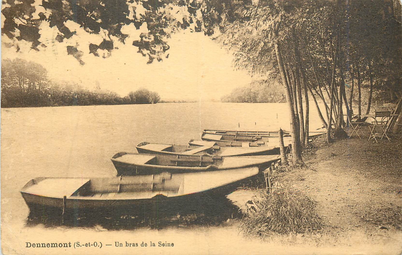 CPA Dennemont (S et O) un Bras de la Seine