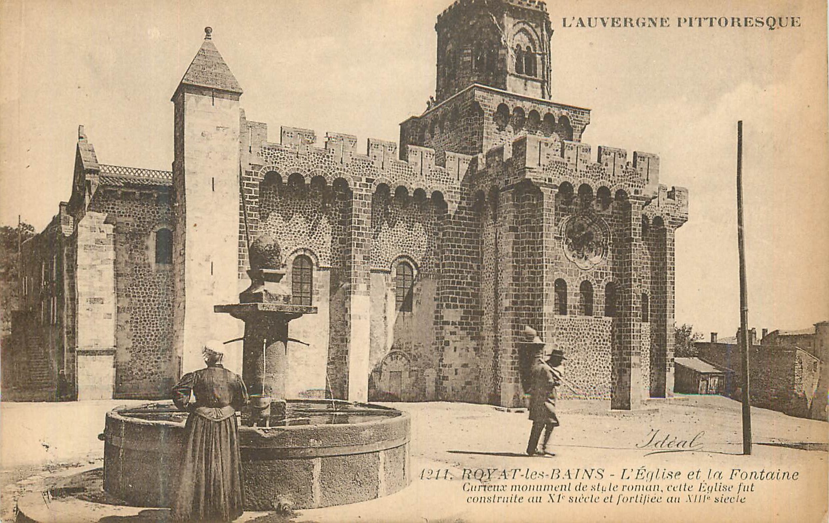 Royat-les-Bains — L'Église et la Fontaine — Idéal
