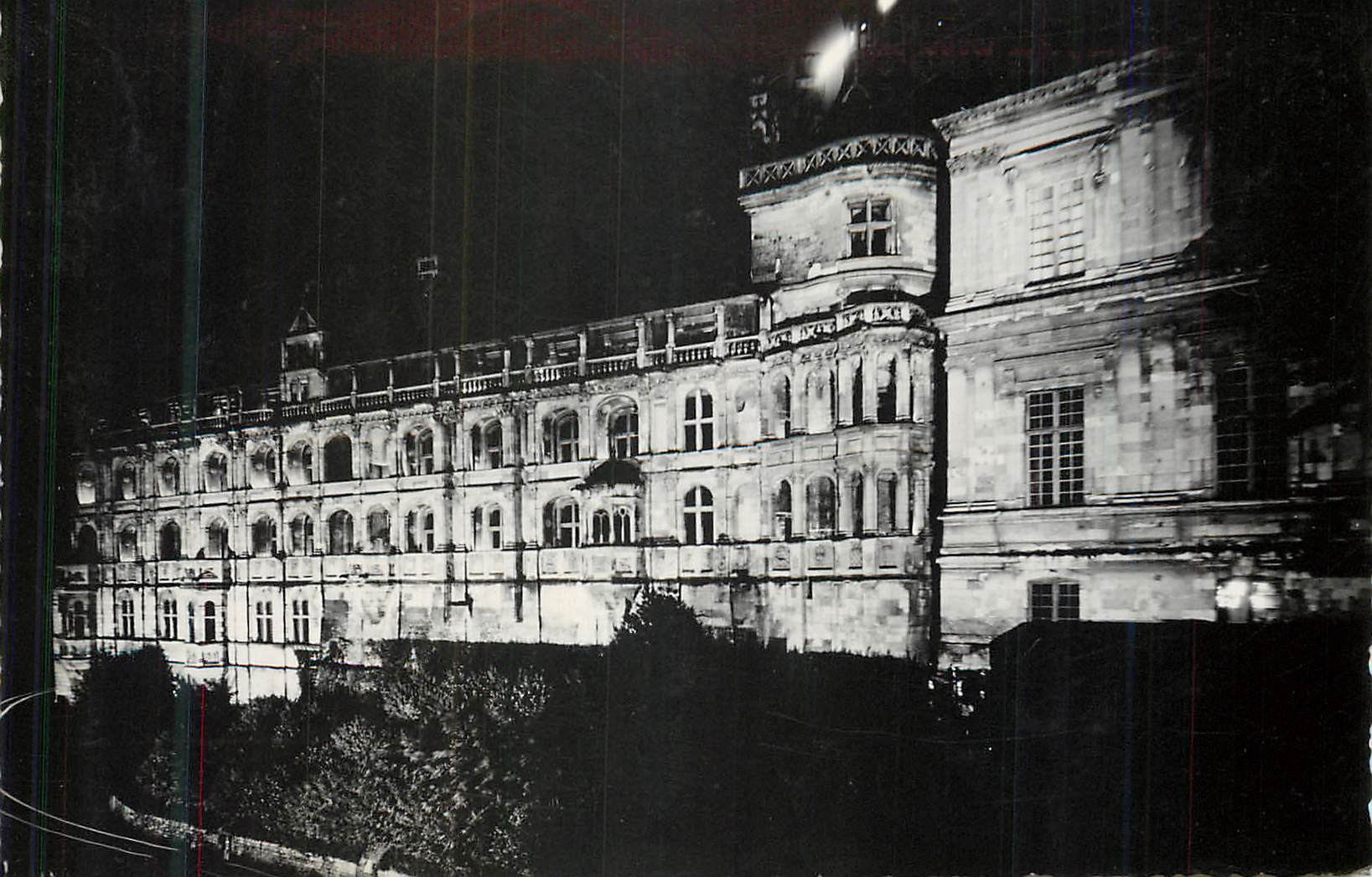 CPM La Touraine Illuminee Chateau de Blois