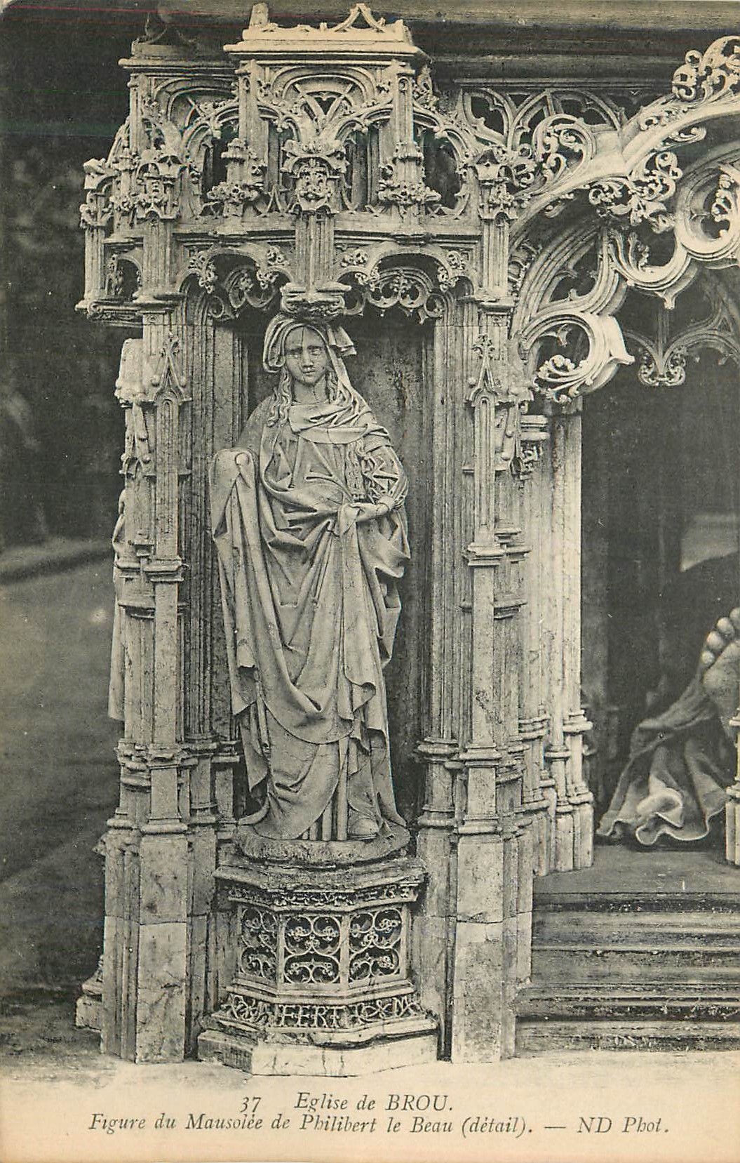 CPA Eglise de Brou Figures du Mausolee de Philibert le Beau (Detail)