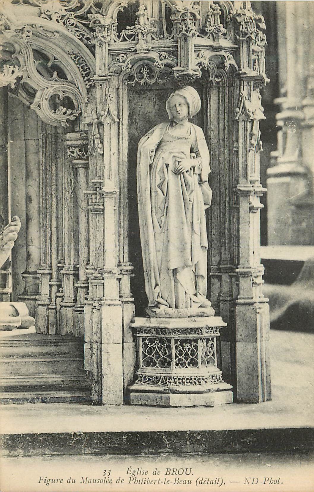 CPA Eglise de Brou Figures du Mausolee de Philibert le Beau (Detail)