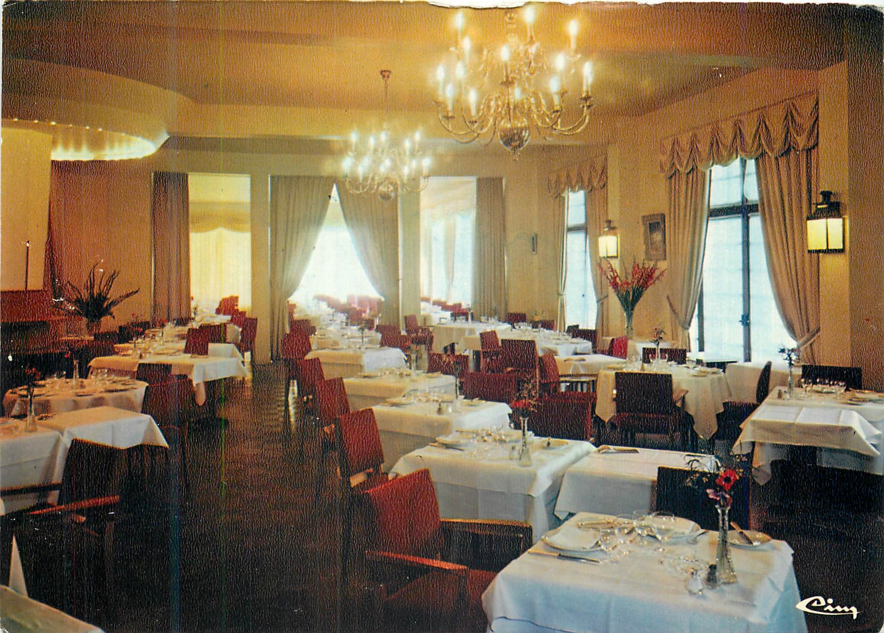 CPM Casino de Forges les Eaux (S Mar) La roulette de Paris Le restaurant