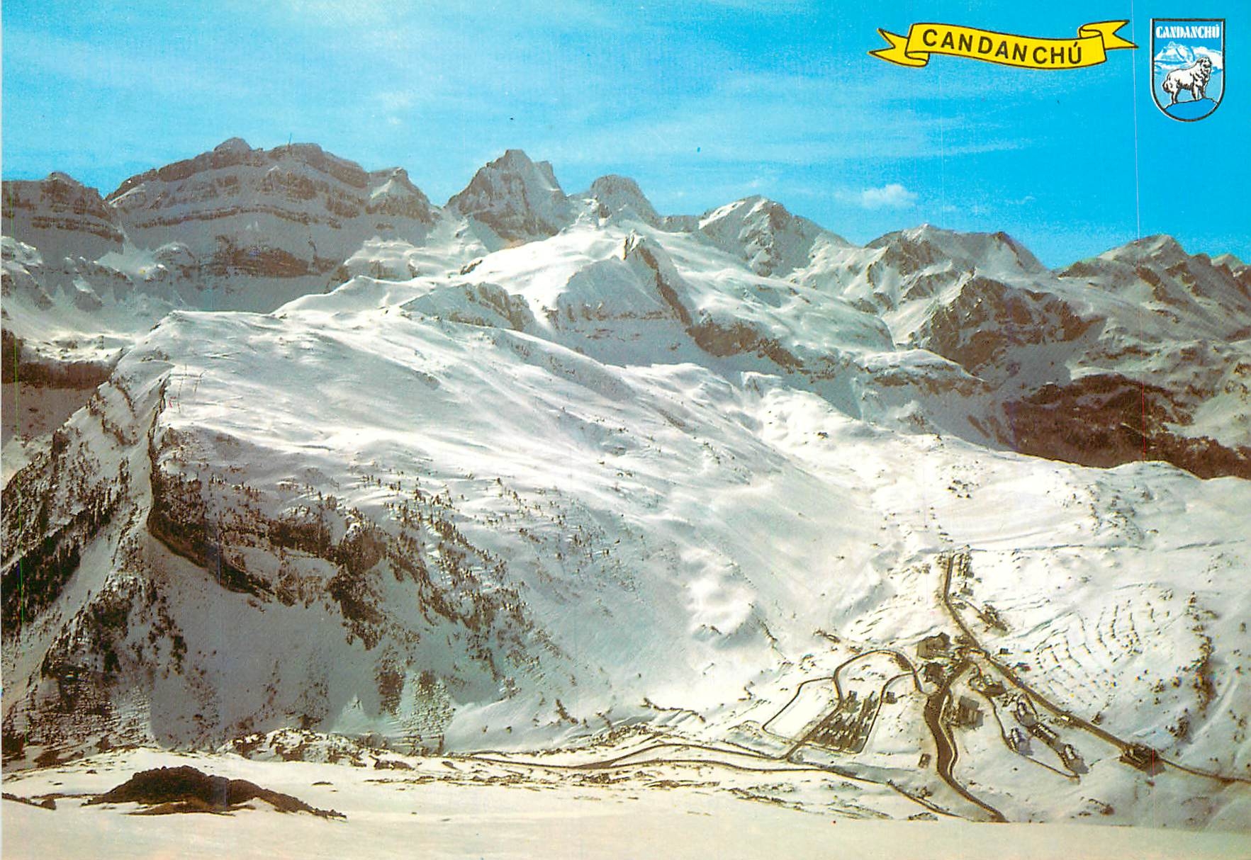CPM Pirineo Aragones (Huesca) Candanchu Estacion de Esqui Al Fondo Aspe y Gargantas de Aisa