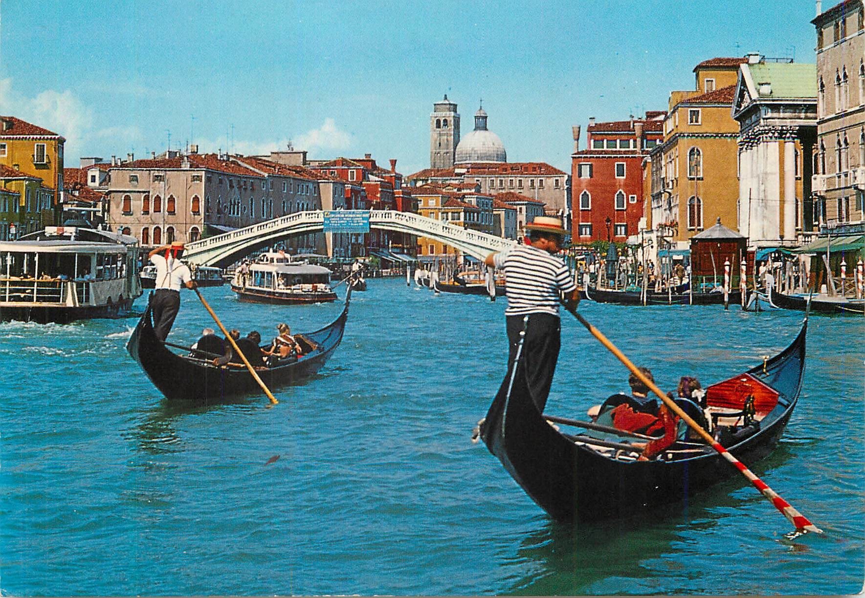 CPM Venezia Le Canal Grand et le Pont des Scalzi