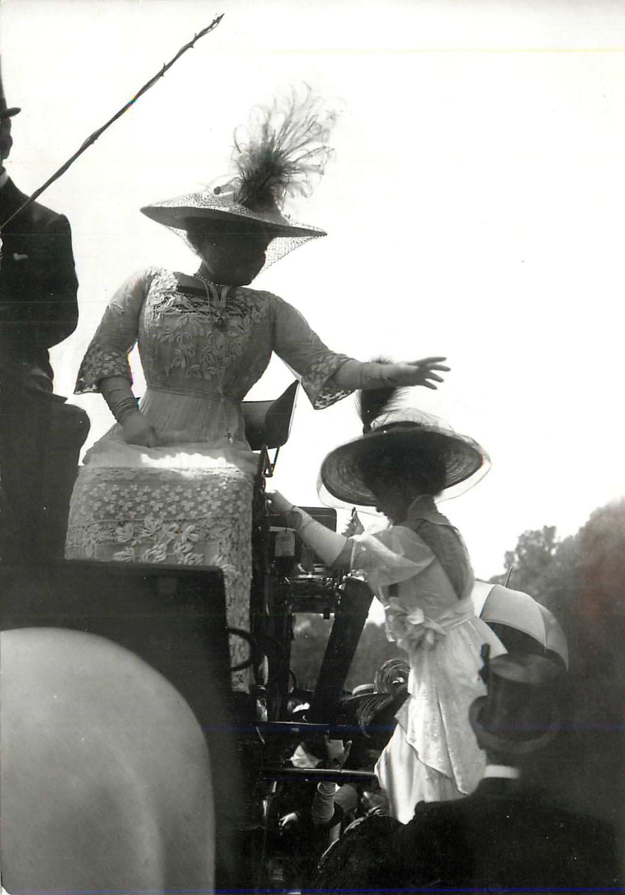 CPM Paris 1900 41 Les Dragues