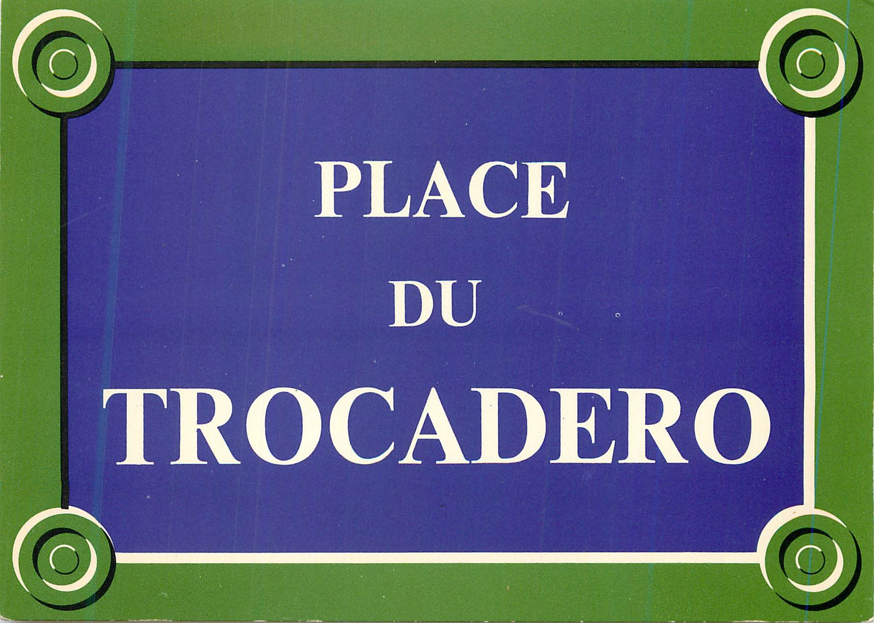 CPM Place du Trocadero 16 Arr Paris