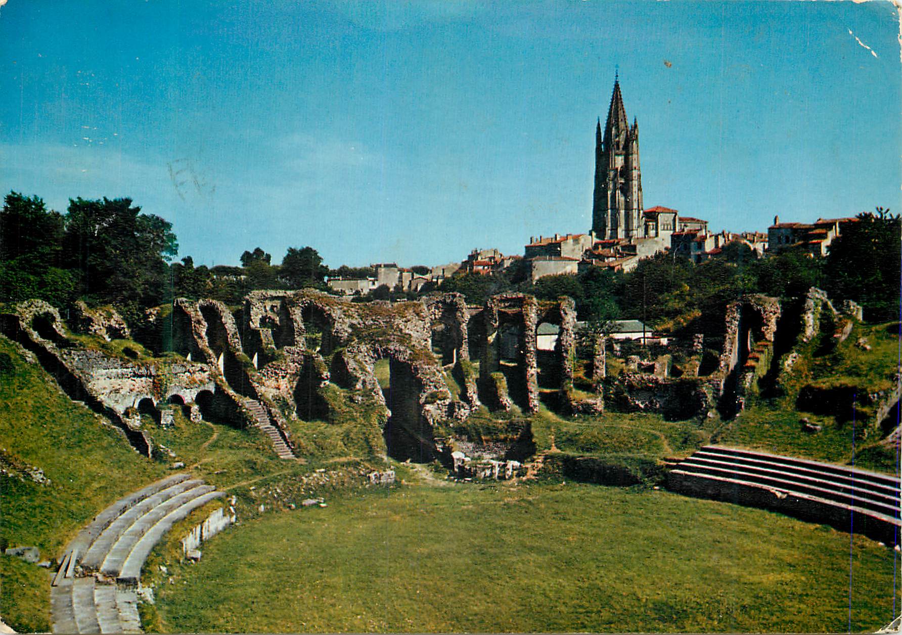 CPM Sites des Charentes Arenes de Saintes Vue D'Ensemble des Arenes Gallo Romain