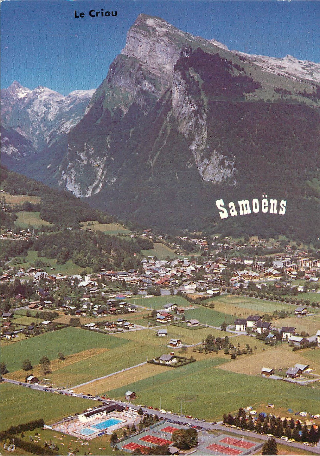 CPM La Ville et Massif du Criou Samoens (Haute Savoie) Altitude 700 1700 metres Les Installations Sportives
