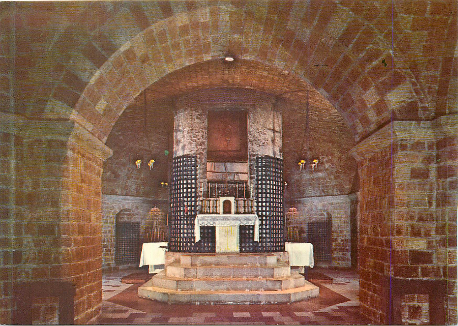 CPM Assisi Basilica di S Francesco le Tombeau du Saint