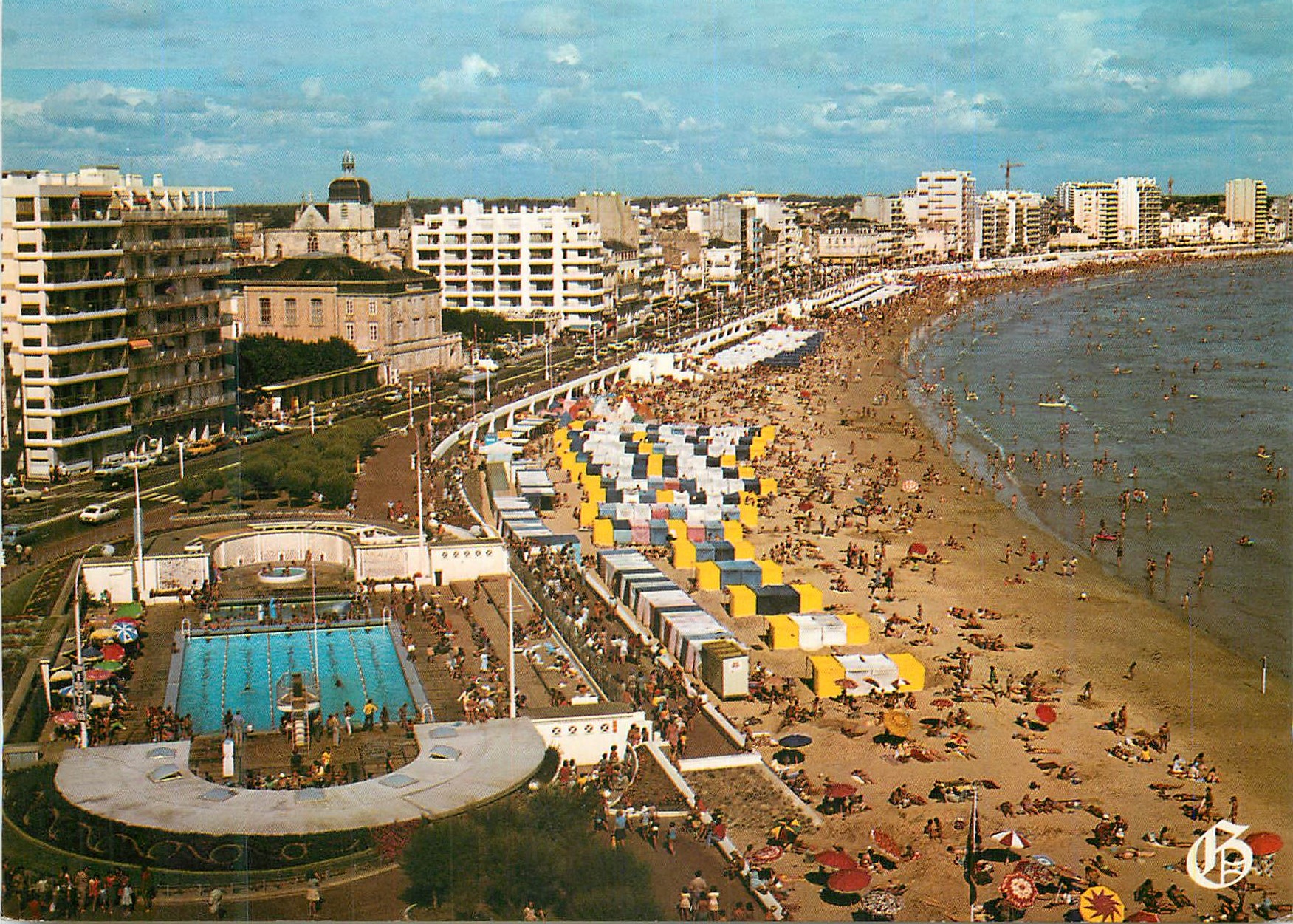 Les Sables-d'Olonne — plage, piscine et promenade — Éditions Harrys