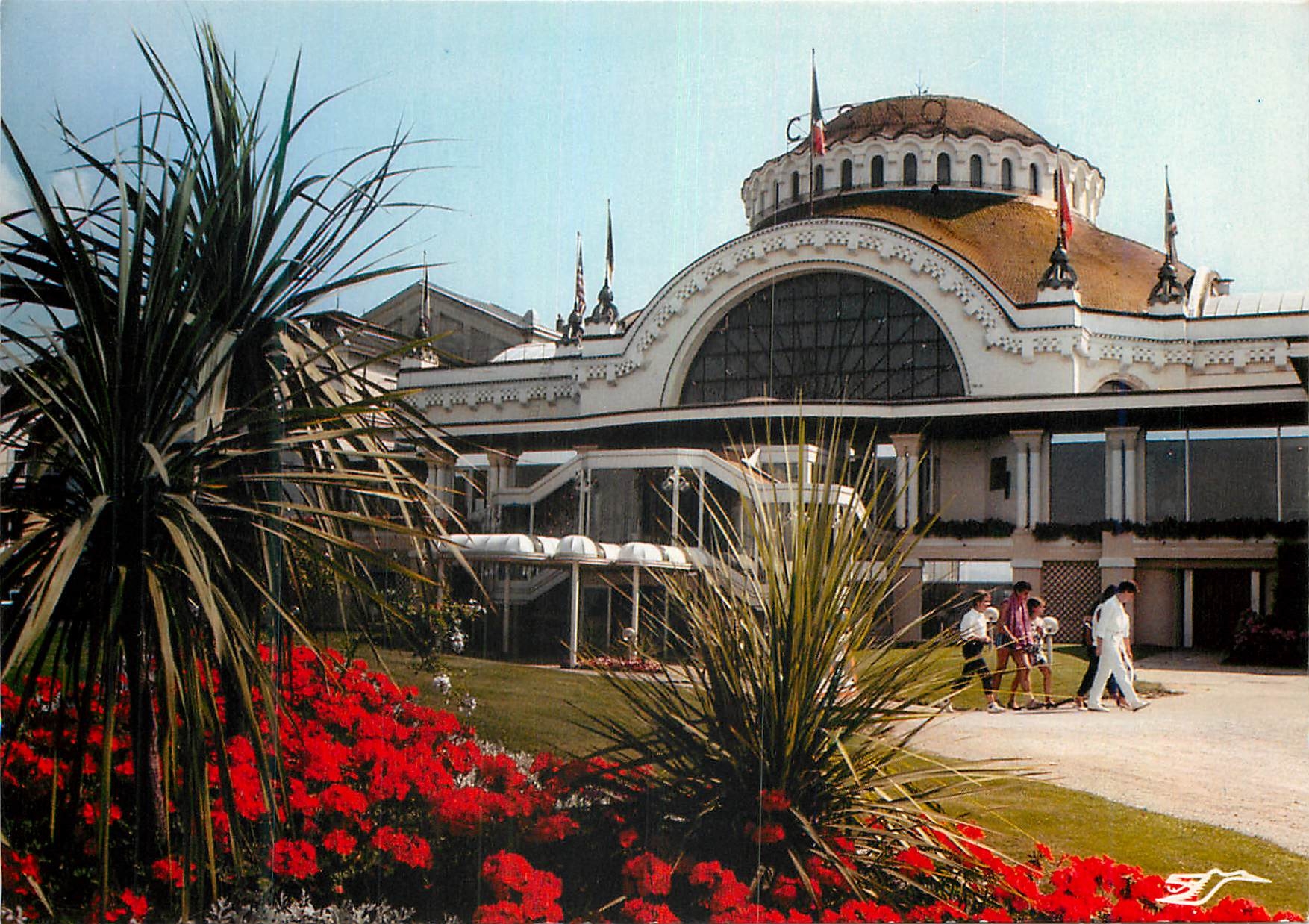 CPM Evian les Bains Le Casino La nouvelle facade 
