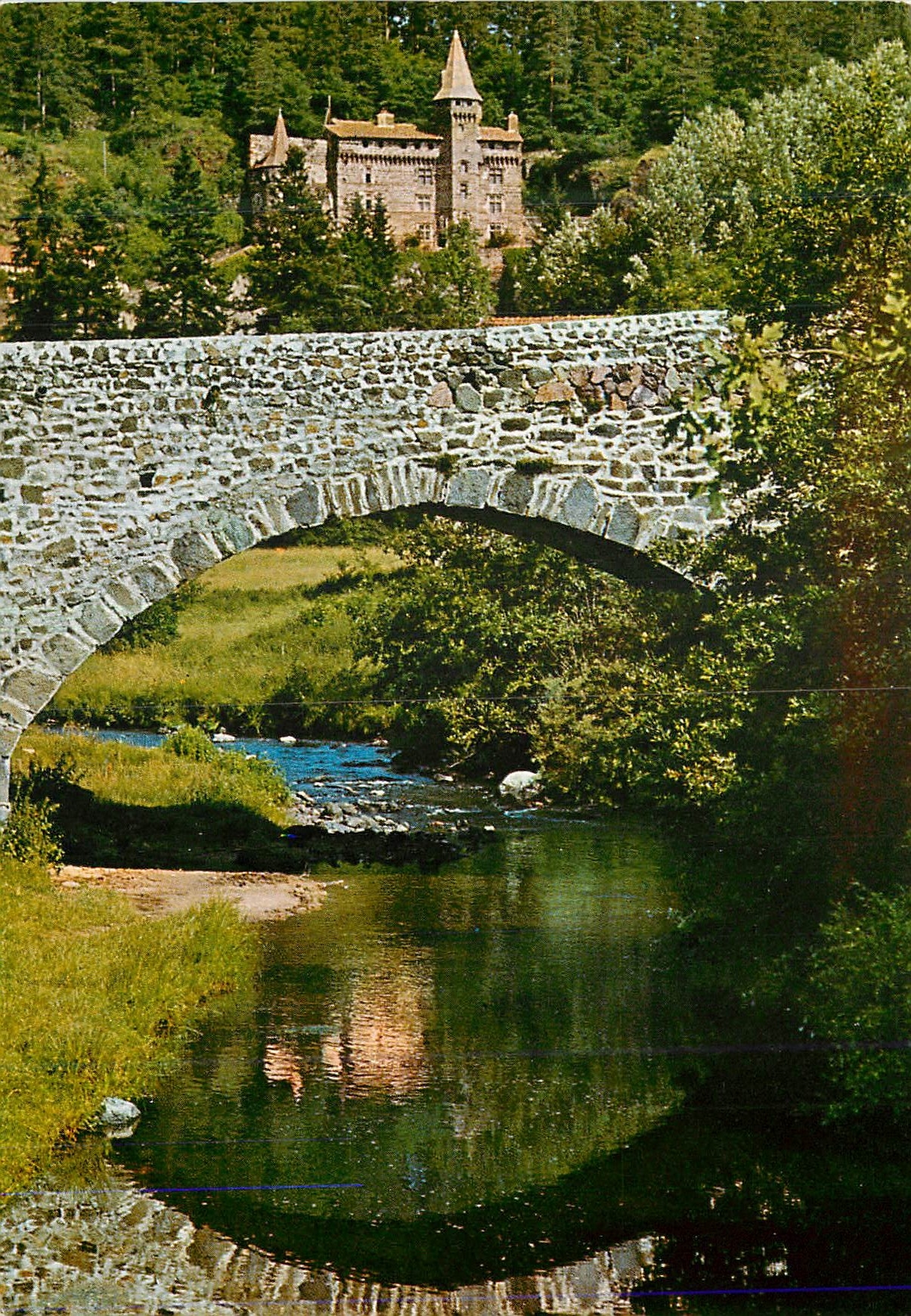 Château de la Rochelambert — Châteaux du Velay — Éditions du LYS