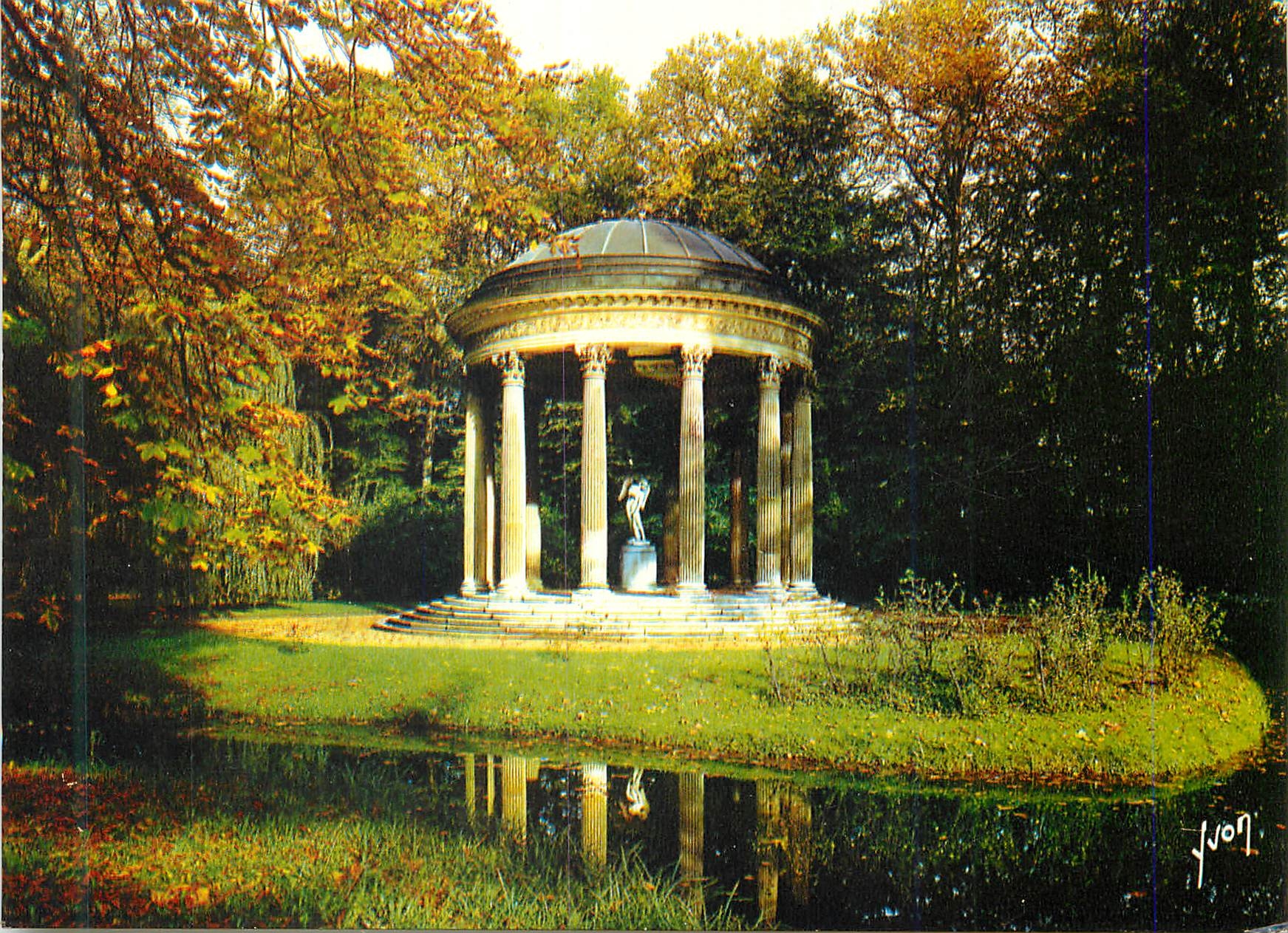 CPM Chateau de Versailles Yvelines Le Petit Trianon Le Temple de l Amour 