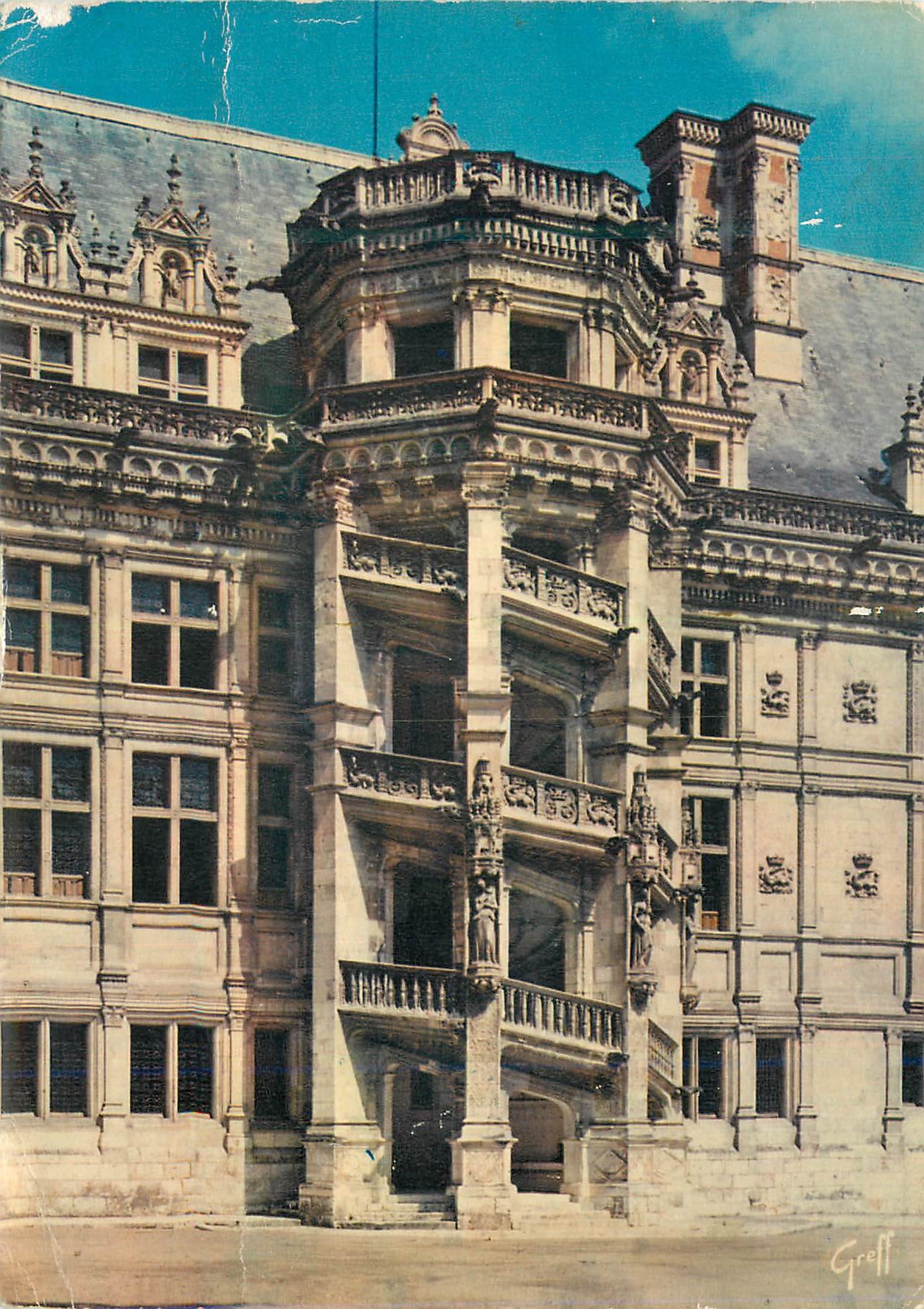 CPM Blois Loir et Cher Grand Escalier d aile Francois Ier 