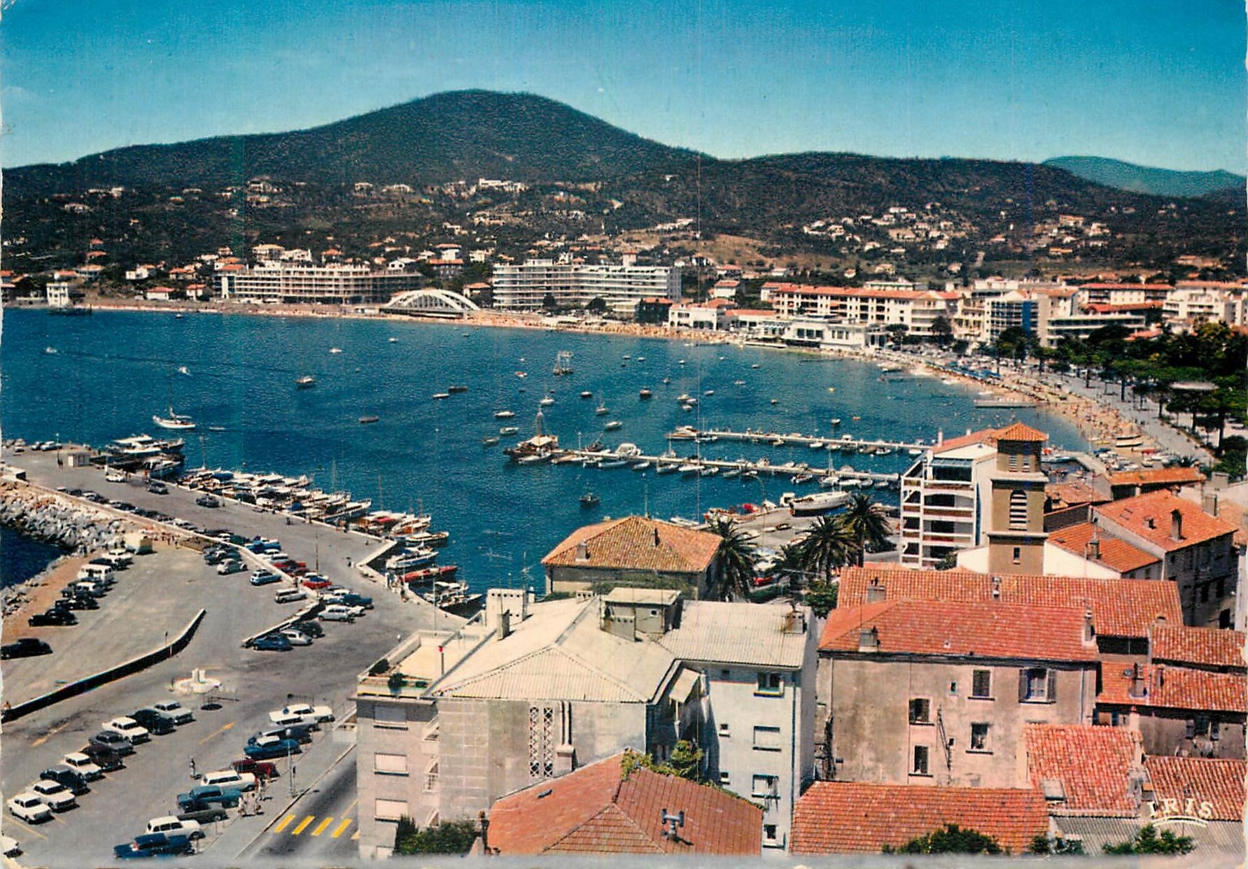 CPM Sainte Maxime Var Le Port et la Plage 