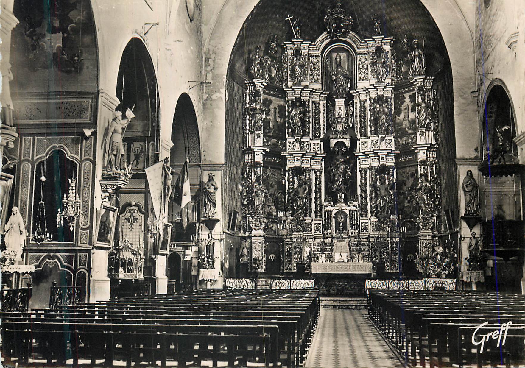 CPM Collioure Pyrenees Orientales Interieur de l Eglise Le Maitre Autel 