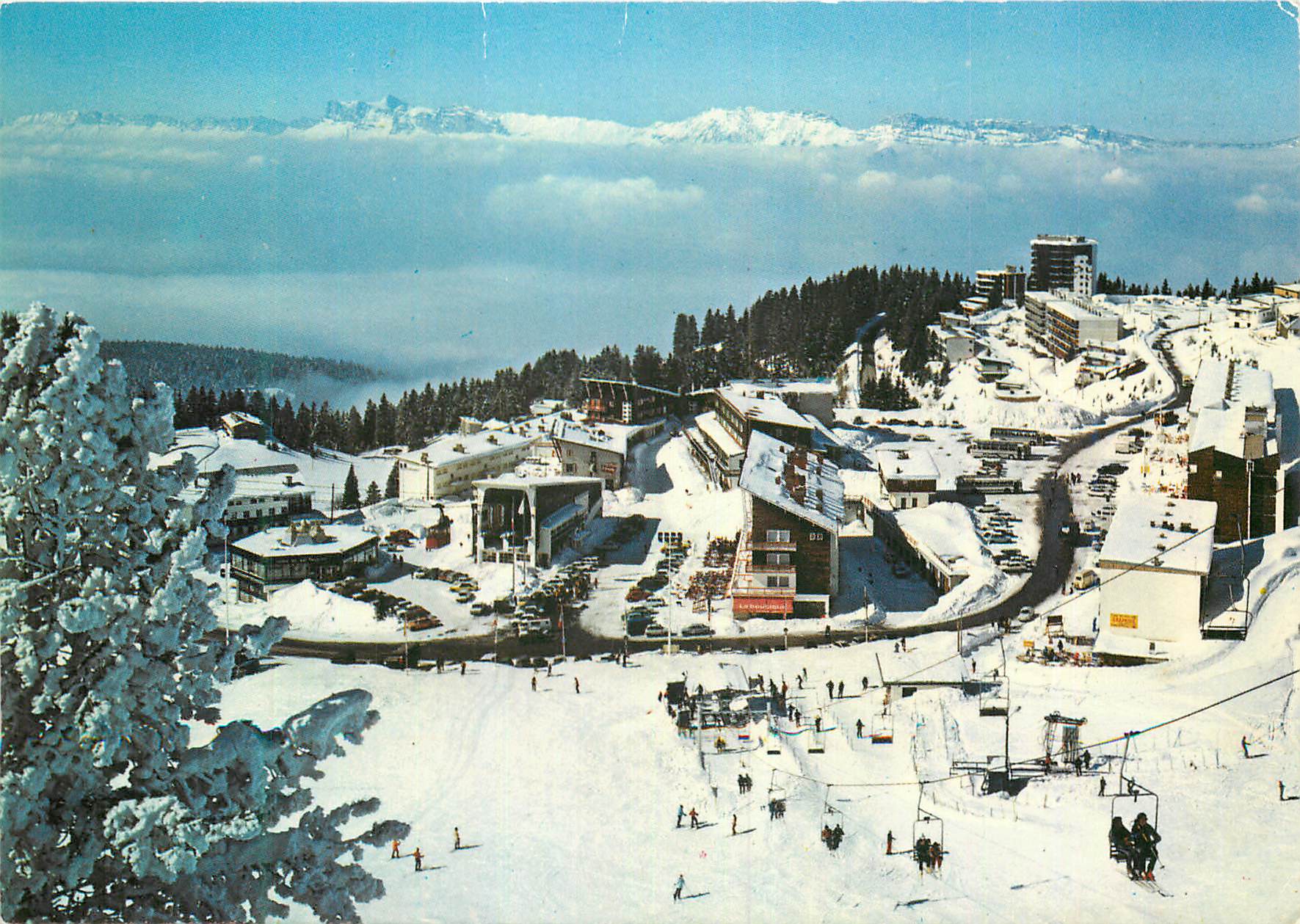 CPM Chamrousse Isere Vue generale Aufond la chaine du Vercors 