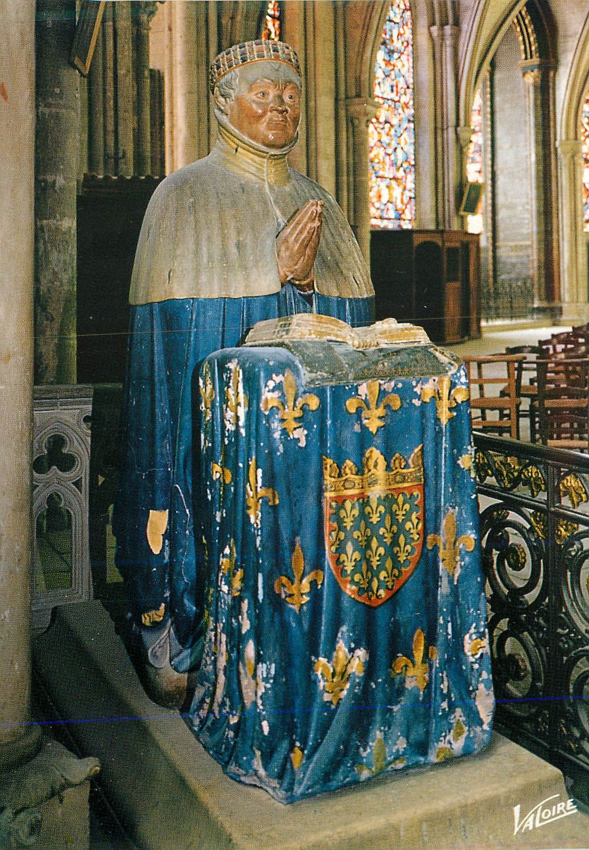 CPM Bourges Cher Dans l abside de la Cathedrale Saint Etienne le Duc Jean de Berry 