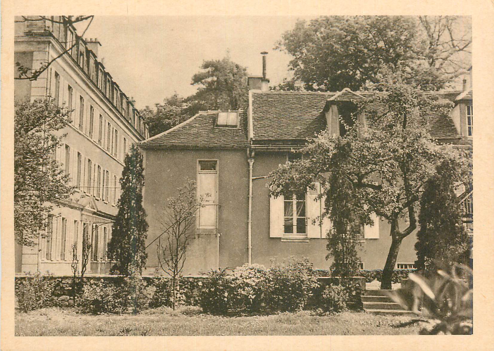 CPM Infirmerie Marie Therese Paris Maison des Pretres Av Denfert Rochereau