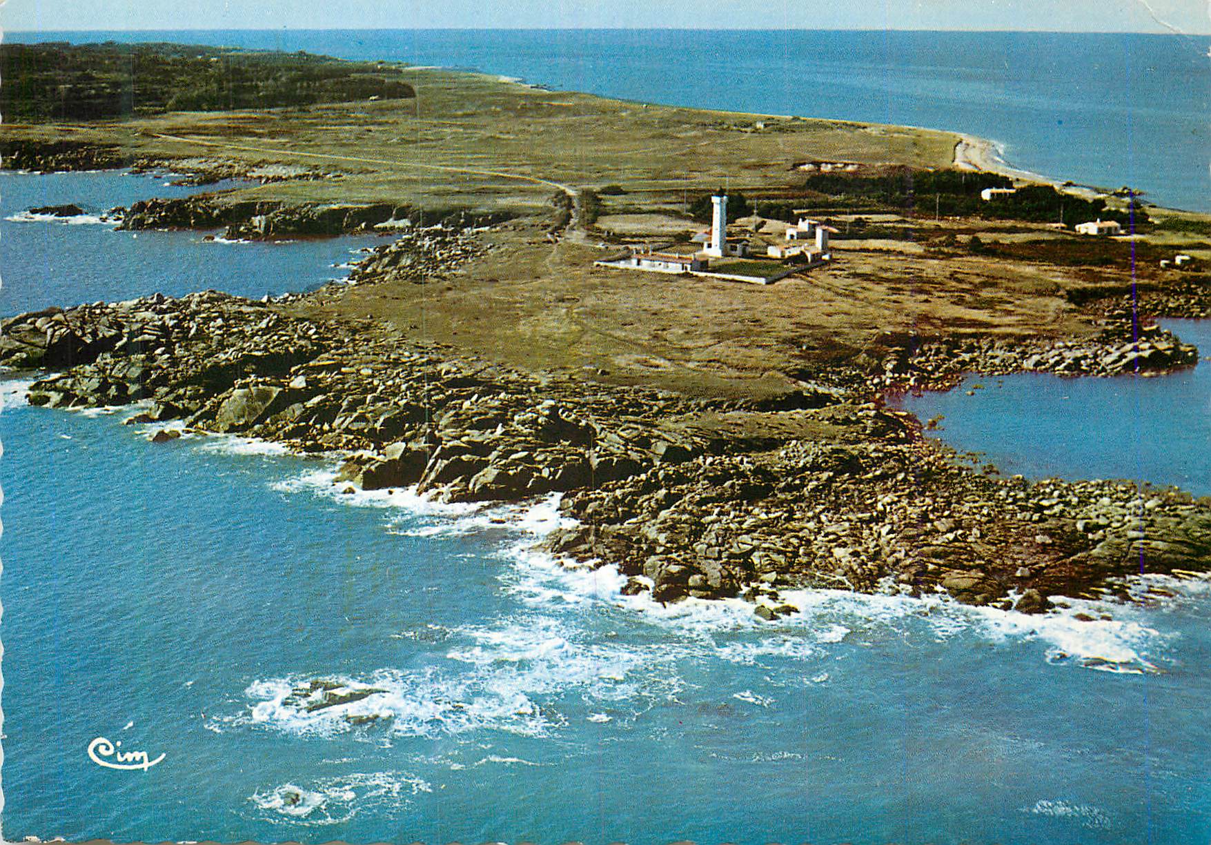 CPM Ile d Yeu Vendee Vue aerienne La Pointe des Corbeaux 