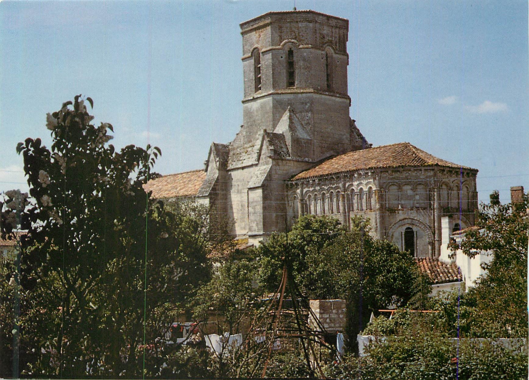Église du XIIe siècle — Retaud — Photo Michel MARCOU — n°17920