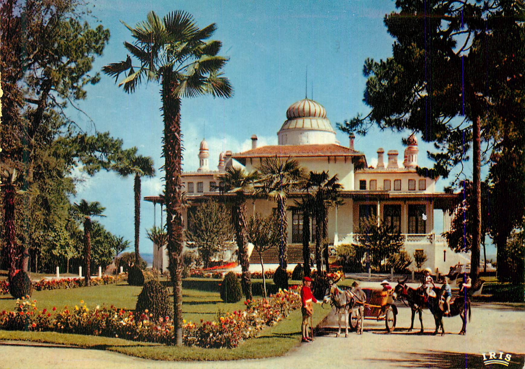 CPM Bassin d Arcachon Le Casino et les jardins Ane Donkey