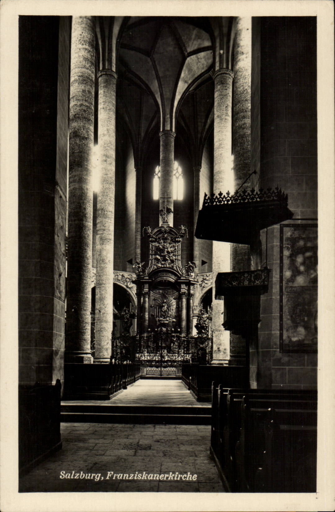 CPA Autriche Salzburg Franziskankirche