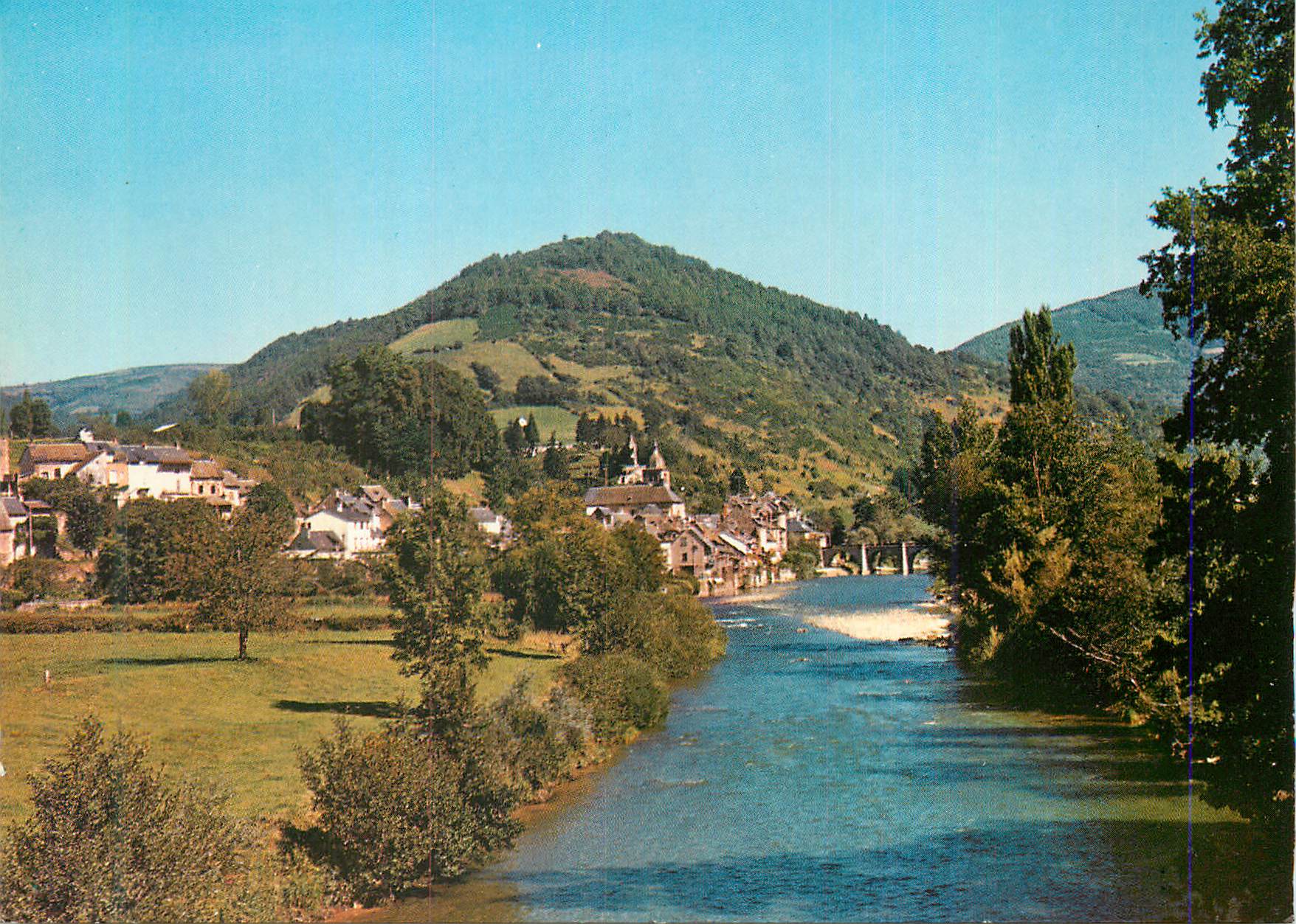CPA St Geniez d'Olt (Aveyron) un des Aspects du Village