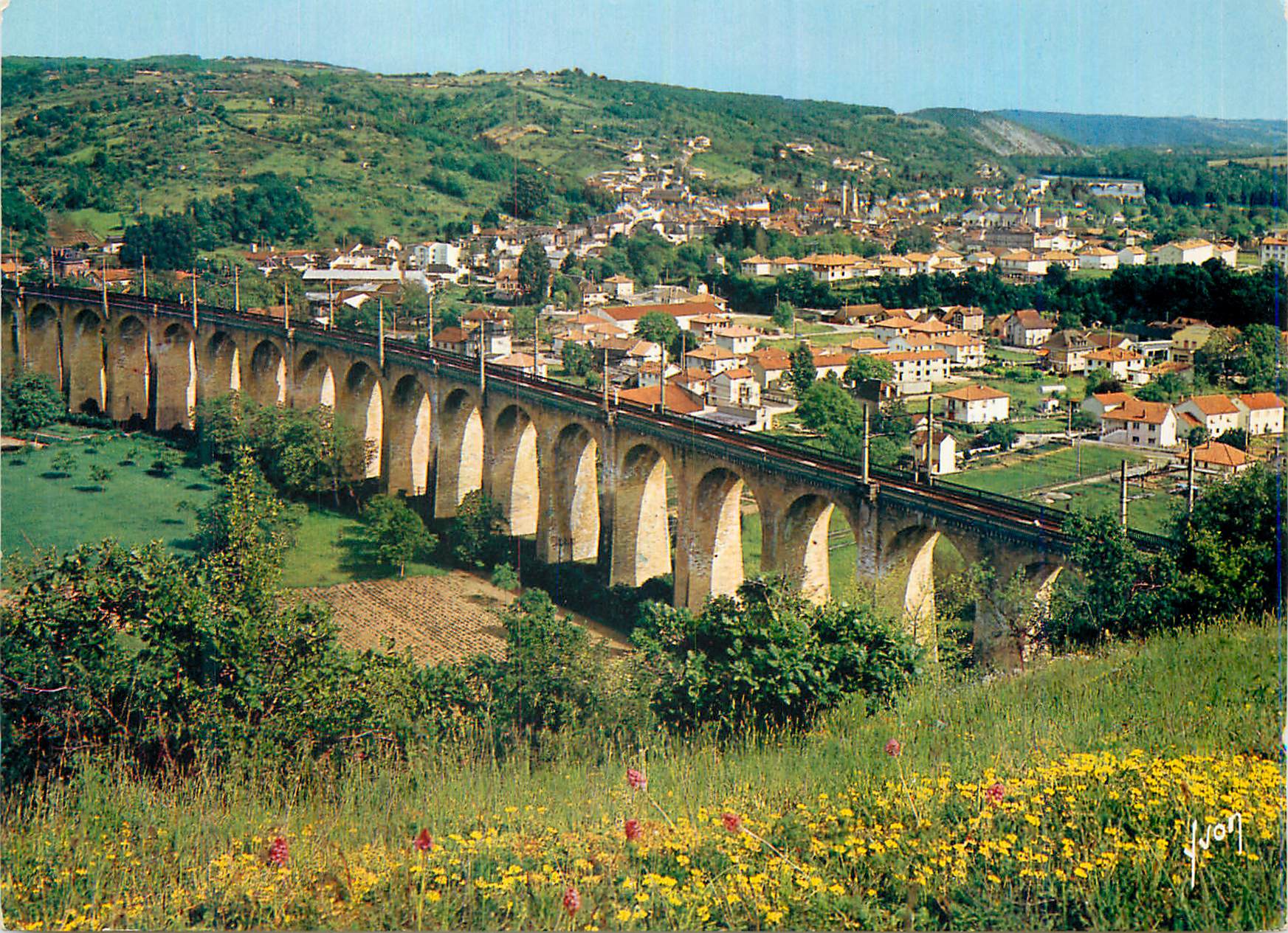 Souillac (Lot) — Vue générale et le Grand Viaduc — Éditions d'art Acquell