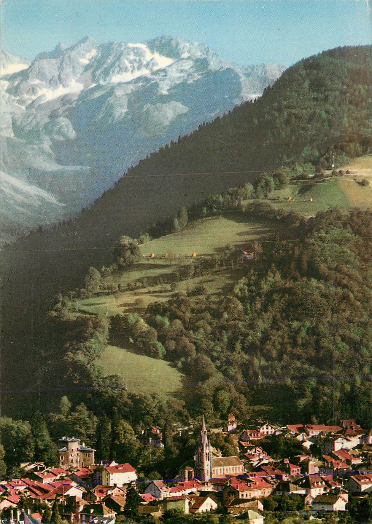 Allevard-les-Bains — Vue générale et le Gleyzin (alt. 2697 m.) — Éditeur Spade & Cie